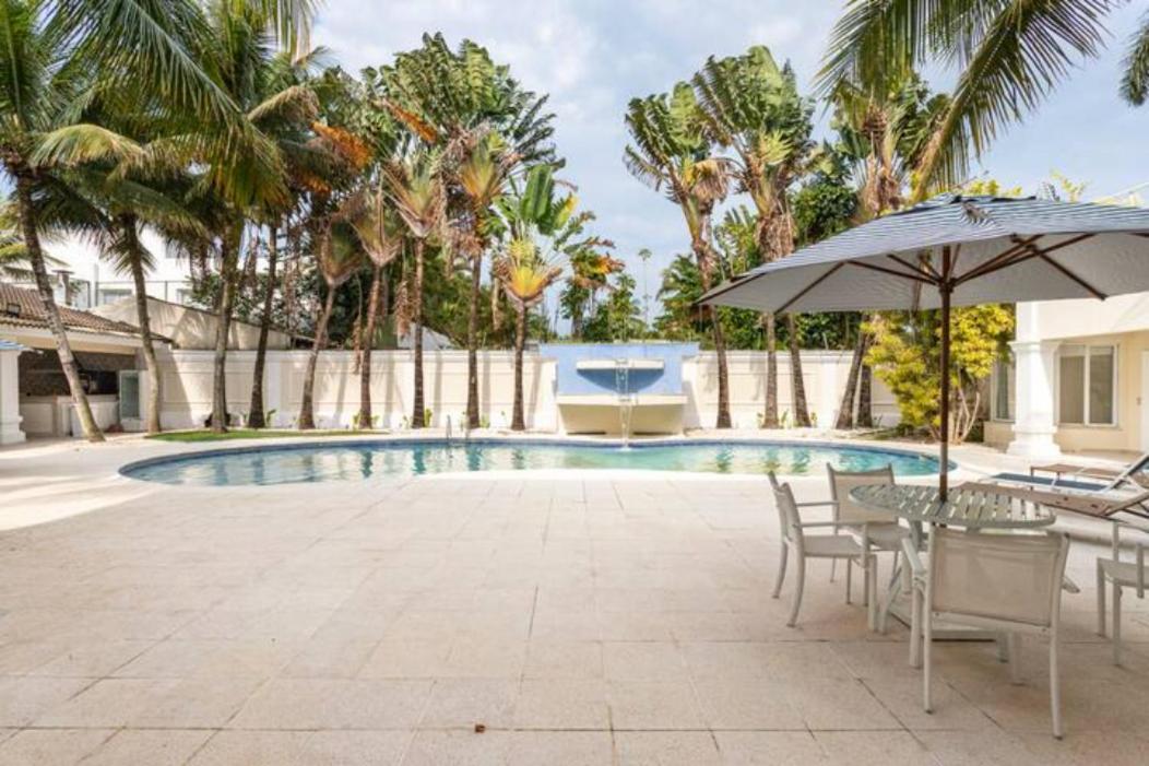 Suites Guaruja Pernambuco Eksteriør bilde